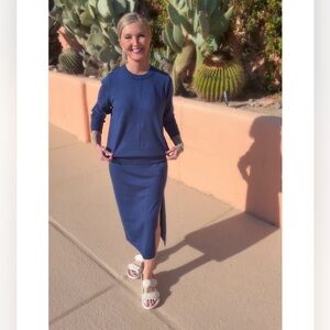 NWT 2PC Blue Knit Sweater Skirt Set-S